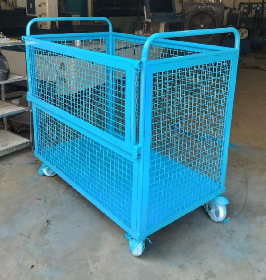Collapsible Wire Mesh Cage